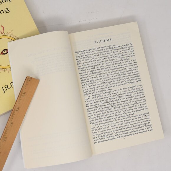 Lord Of The Rings Set Of 2 Quality Paperback Book Club 2001 Fellowship & Return - Picture 15 of 15